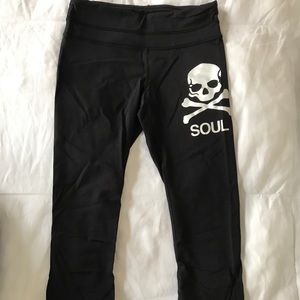 lululemon athletica Run Inspire II- Like New, Sz 4